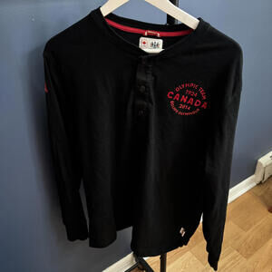 Canada Olympic Team Sochi 2014 Henley Shirt HBC Hudson’s Bay Black L